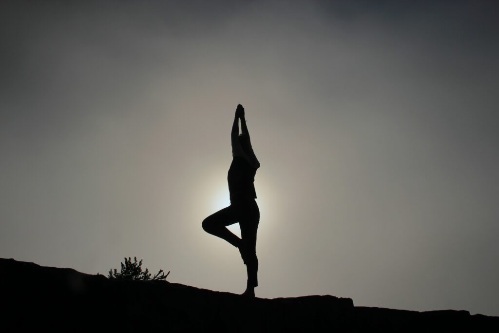 Yule, séance yoga d'hiver en Savoie